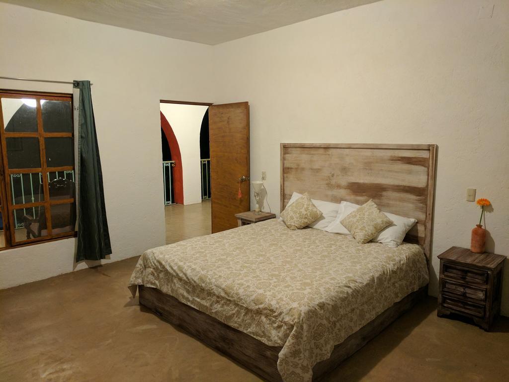 טפוזטלן Hotel Atuaraa מראה חיצוני תמונה