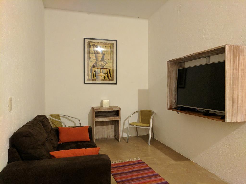 טפוזטלן Hotel Atuaraa מראה חיצוני תמונה