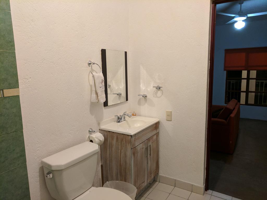 טפוזטלן Hotel Atuaraa מראה חיצוני תמונה